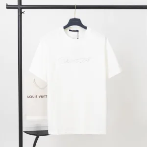 High Quality Super Clone Louis Vuitton Short-Sleeved T-Shirt Red Cotton Pure Wool Ribbed Fabric Elegant Style Embroidery 3D