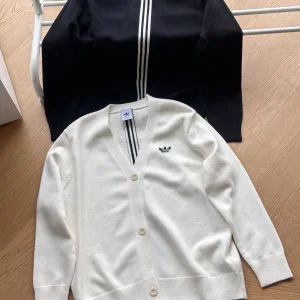Reps Adidas Long-Sleeved Red Cashmere Understated Luxury