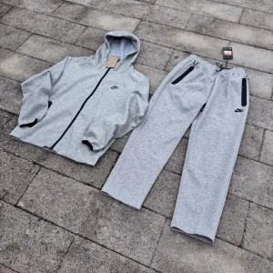 High Quality Nike Suit Black