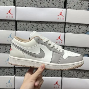 AAA Reps Jordan Sneakers Beige