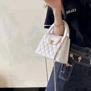 High Quality Super Clone Chanel Handbag Red