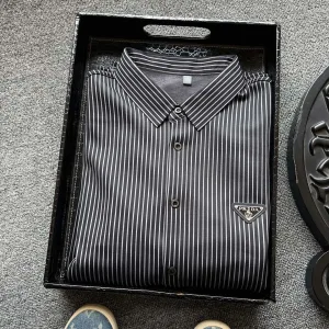 Super Clone Prada Long-Sleeved Shirt Red Fleece Soft Luxury Business