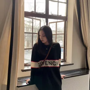 Super Clone Givenchy Sweater Patch