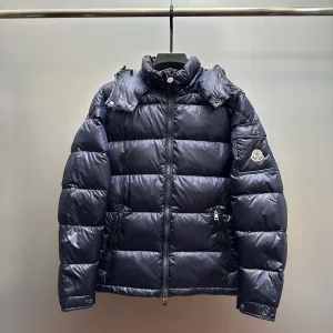 Designer High Quality Moncler Down Jacket Red Duck Nylon Fabric Metal Logo