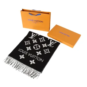 Super Clone High Quality Louis Vuitton Overcoat Red Velvet Jacquard Autumn Winter And Early Deep