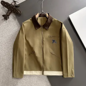 Luxury High Quality Burberry Coat Lightweight And Comfortable To Wear Simple Design Winter Natural Drape